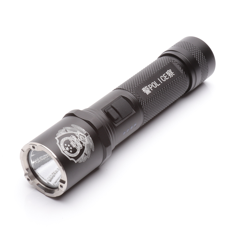 基礎型警用（yòng）強光手電