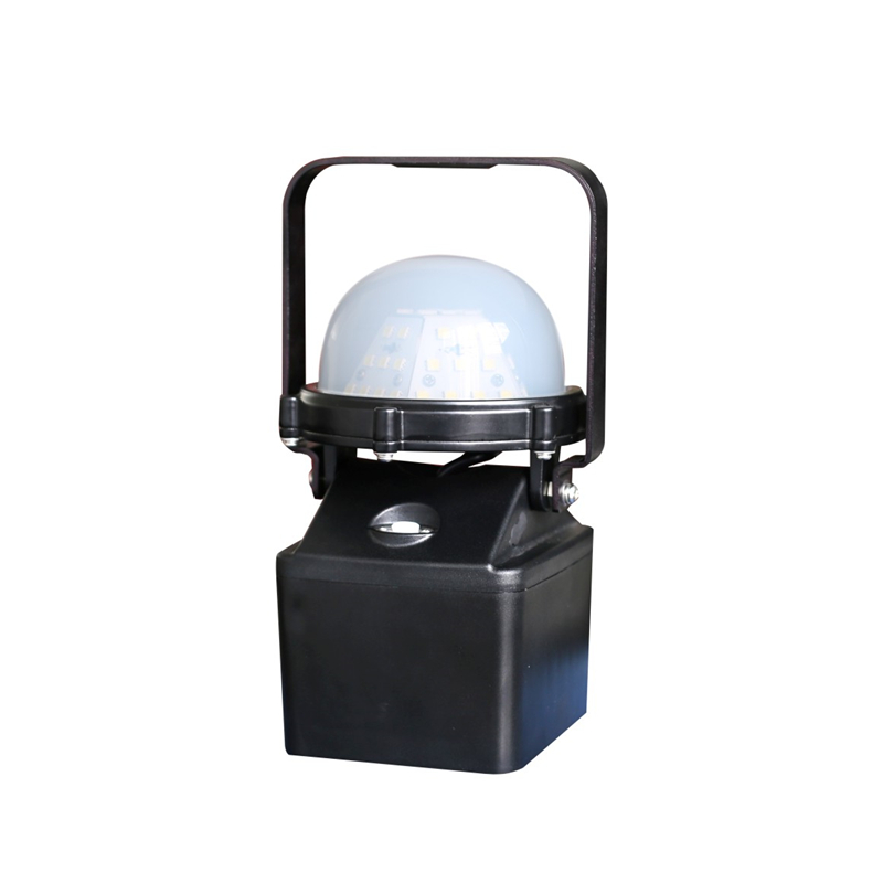 輕便（biàn）式多功能（néng）裝卸燈