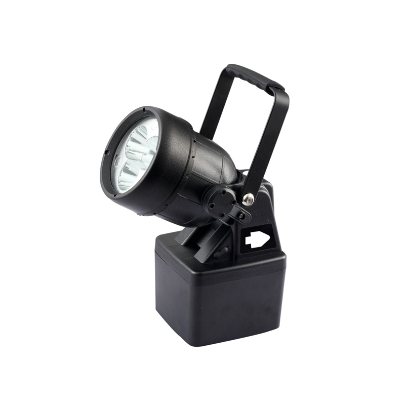 輕便式多功能強光燈